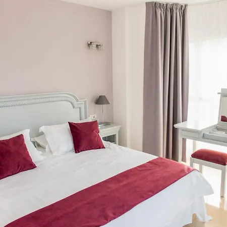 Vila Adeje Sleeps 8 With Pool *